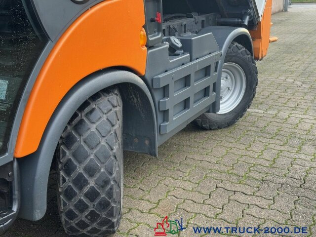 Multicar Tremo X56 Winterdienst Streuer + Besen NUR8568KM - Lakaisuauto: kuva Multicar Tremo X56 Winterdienst Streuer + Besen NUR8568KM - Lakaisuauto Multicar Tremo X56 Winterdienst Streuer + Besen NUR8568KM - Lakaisuauto: kuva Multicar Tremo X56 Winterdienst Streuer + Besen NUR8568KM - Lakaisuauto