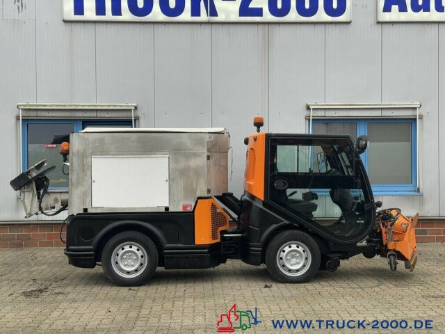 Nilfisk JungoJet3500 Winterdienst & Kehrmaschine - Lakaisuauto: kuva Nilfisk JungoJet3500 Winterdienst & Kehrmaschine - Lakaisuauto Nilfisk JungoJet3500 Winterdienst & Kehrmaschine - Lakaisuauto: kuva Nilfisk JungoJet3500 Winterdienst & Kehrmaschine - Lakaisuauto