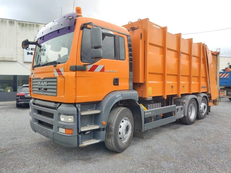 MAN TGA 26.320 6x2 garbage truck ZOELLER - Roska-auto: kuva MAN TGA 26.320 6x2 garbage truck ZOELLER - Roska-auto MAN TGA 26.320 6x2 garbage truck ZOELLER - Roska-auto: kuva MAN TGA 26.320 6x2 garbage truck ZOELLER - Roska-auto