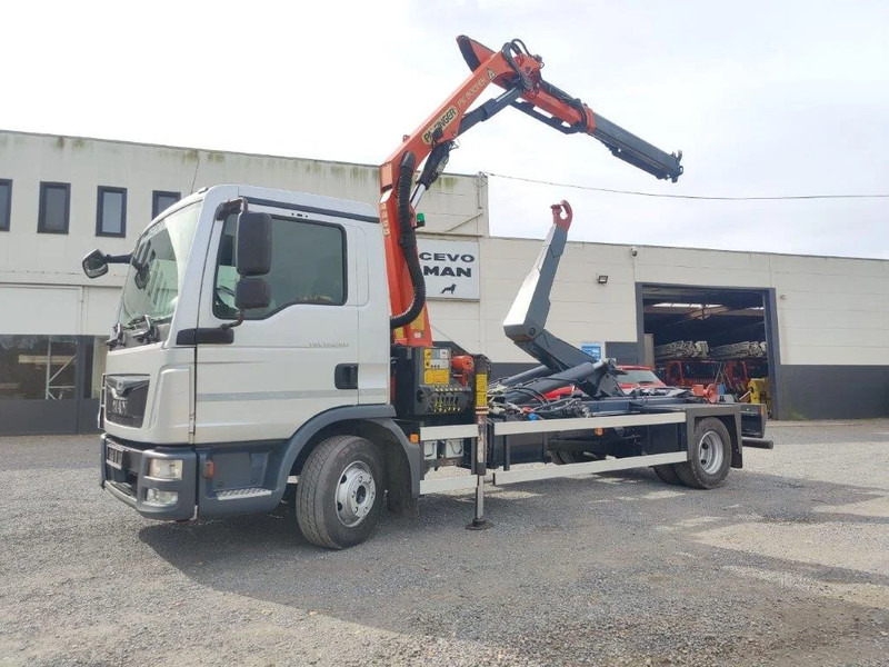 MAN TGL 12.250 Containersysteem met kraan Palfinger PK9001 + Remote - Koukkulava kuorma-auto, Nosturiauto: kuva MAN TGL 12.250 Containersysteem met kraan Palfinger PK9001 + Remote - Koukkulava kuorma-auto, Nosturiauto MAN TGL 12.250 Containersysteem met kraan Palfinger PK9001 + Remote - Koukkulava kuorma-auto, Nosturiauto: kuva MAN TGL 12.250 Containersysteem met kraan Palfinger PK9001 + Remote - Koukkulava kuorma-auto, Nosturiauto