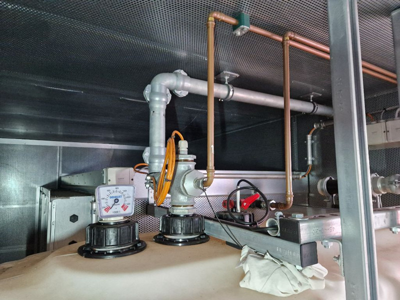 Sähkögeneraattori Deutz TBD234V16: kuva Sähkögeneraattori Deutz TBD234V16