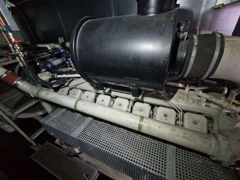 Sähkögeneraattori Deutz TBD234V16: kuva Sähkögeneraattori Deutz TBD234V16