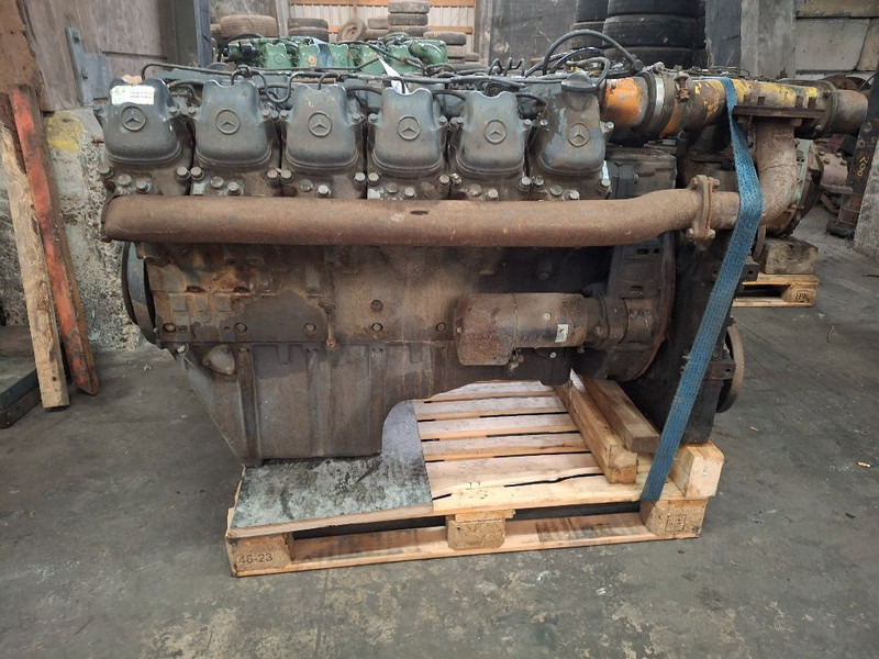 Mercedes-Benz OM424 - Moottori: kuva Mercedes-Benz OM424 - Moottori Mercedes-Benz OM424 - Moottori: kuva Mercedes-Benz OM424 - Moottori