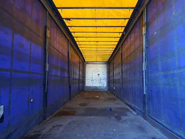 Schmitz Cargobull S01 - Pressukapellipuoliperävaunu: kuva Schmitz Cargobull S01 - Pressukapellipuoliperävaunu Schmitz Cargobull S01 - Pressukapellipuoliperävaunu: kuva Schmitz Cargobull S01 - Pressukapellipuoliperävaunu