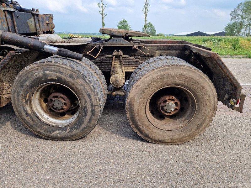 Volvo NH12.460 - Vetopöytäauto: kuva Volvo NH12.460 - Vetopöytäauto Volvo NH12.460 - Vetopöytäauto: kuva Volvo NH12.460 - Vetopöytäauto