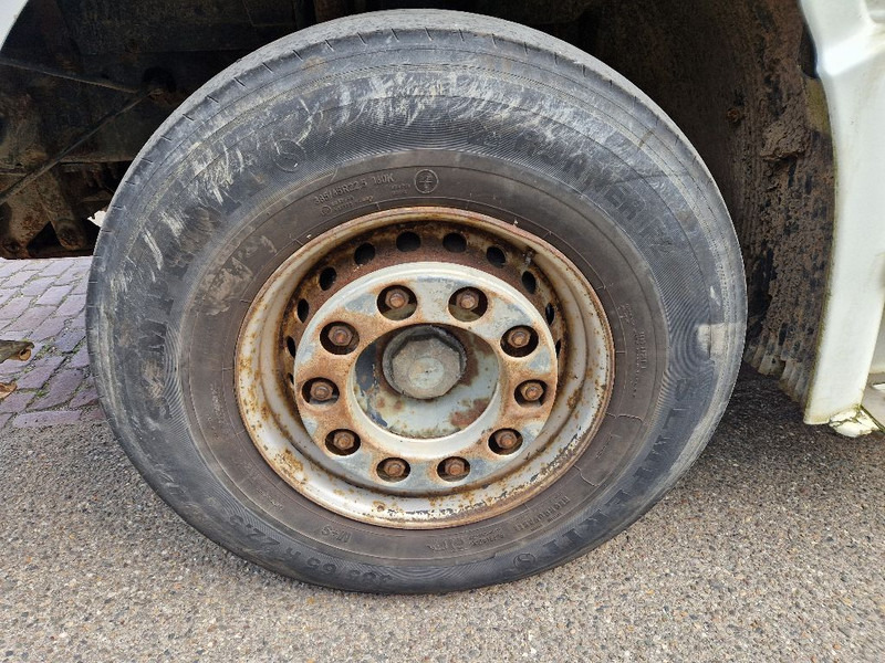 Volvo NH12.460 - Vetopöytäauto: kuva Volvo NH12.460 - Vetopöytäauto Volvo NH12.460 - Vetopöytäauto: kuva Volvo NH12.460 - Vetopöytäauto