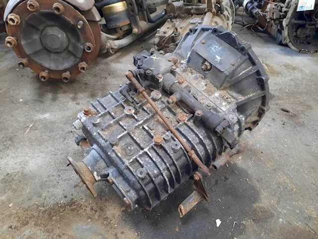 ZF 6S890 - Vaihdelaatikko - Kuorma-auto: kuva ZF 6S890 - Vaihdelaatikko - Kuorma-auto ZF 6S890 - Vaihdelaatikko - Kuorma-auto: kuva ZF 6S890 - Vaihdelaatikko - Kuorma-auto