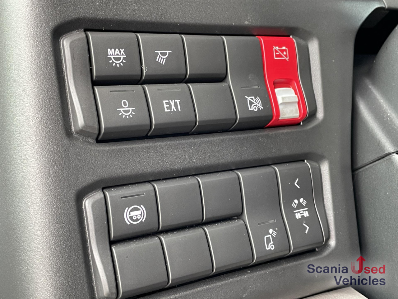 SCANIA R 460 A4x2EB MEGA RETARDER DIFF-L 48DKM SMART2 - Vetopöytäauto: kuva SCANIA R 460 A4x2EB MEGA RETARDER DIFF-L 48DKM SMART2 - Vetopöytäauto SCANIA R 460 A4x2EB MEGA RETARDER DIFF-L 48DKM SMART2 - Vetopöytäauto: kuva SCANIA R 460 A4x2EB MEGA RETARDER DIFF-L 48DKM SMART2 - Vetopöytäauto