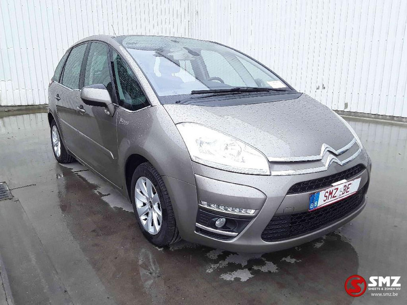 Citroën C 4 Piccasso - Henkilöauto: kuva Citroën C 4 Piccasso - Henkilöauto Citroën C 4 Piccasso - Henkilöauto: kuva Citroën C 4 Piccasso - Henkilöauto