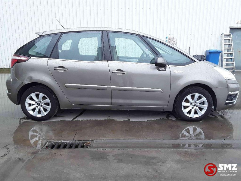 Citroën C 4 Piccasso - Henkilöauto: kuva Citroën C 4 Piccasso - Henkilöauto Citroën C 4 Piccasso - Henkilöauto: kuva Citroën C 4 Piccasso - Henkilöauto