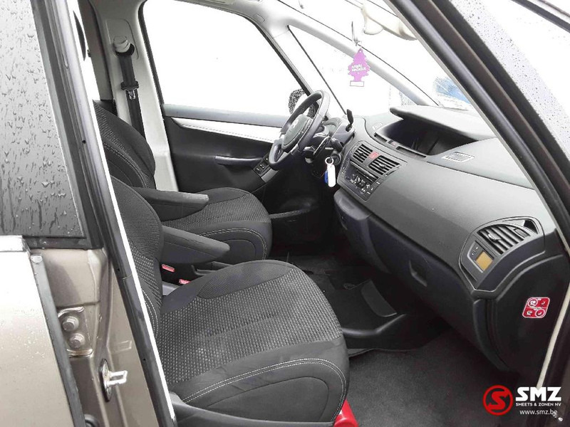 Citroën C 4 Piccasso - Henkilöauto: kuva Citroën C 4 Piccasso - Henkilöauto Citroën C 4 Piccasso - Henkilöauto: kuva Citroën C 4 Piccasso - Henkilöauto