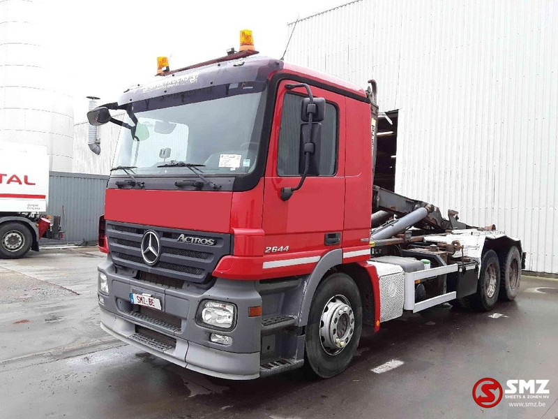 Mercedes-Benz Actros 2644 6x4 lames zps - Konttialus/ Vaihtokuormatilat kuorma-auto: kuva Mercedes-Benz Actros 2644 6x4 lames zps - Konttialus/ Vaihtokuormatilat kuorma-auto Mercedes-Benz Actros 2644 6x4 lames zps - Konttialus/ Vaihtokuormatilat kuorma-auto: kuva Mercedes-Benz Actros 2644 6x4 lames zps - Konttialus/ Vaihtokuormatilat kuorma-auto