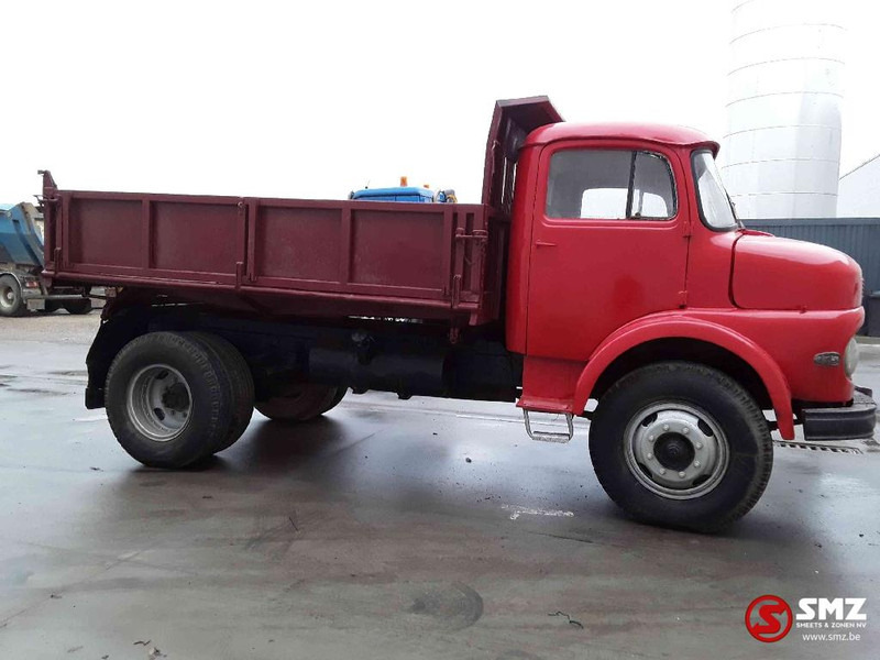 Mercedes-Benz - Kippiauto kuorma-auto: kuva Mercedes-Benz - Kippiauto kuorma-auto Mercedes-Benz - Kippiauto kuorma-auto: kuva Mercedes-Benz - Kippiauto kuorma-auto