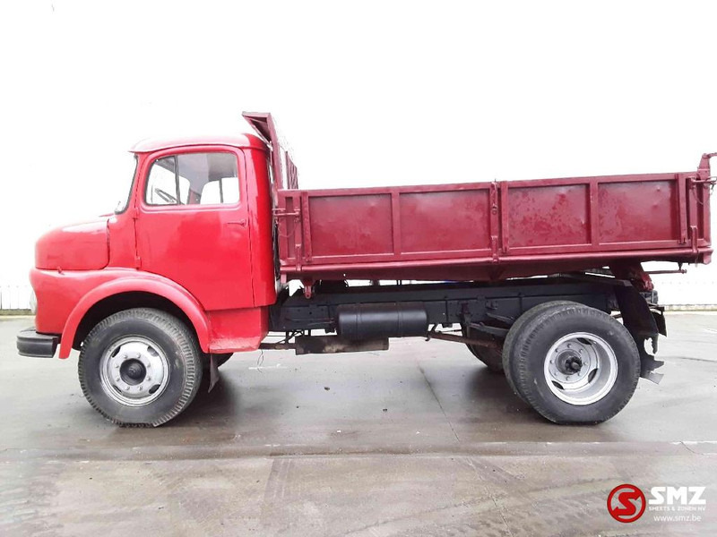 Mercedes-Benz - Kippiauto kuorma-auto: kuva Mercedes-Benz - Kippiauto kuorma-auto Mercedes-Benz - Kippiauto kuorma-auto: kuva Mercedes-Benz - Kippiauto kuorma-auto