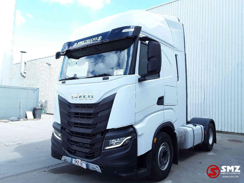 Iveco S-WAY 510 intarder 280000 km - Vetopöytäauto: kuva Iveco S-WAY 510 intarder 280000 km - Vetopöytäauto Iveco S-WAY 510 intarder 280000 km - Vetopöytäauto: kuva Iveco S-WAY 510 intarder 280000 km - Vetopöytäauto