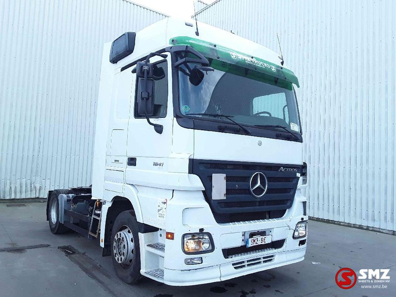 Mercedes-Benz Actros 1841 megaspace - Vetopöytäauto: kuva Mercedes-Benz Actros 1841 megaspace - Vetopöytäauto Mercedes-Benz Actros 1841 megaspace - Vetopöytäauto: kuva Mercedes-Benz Actros 1841 megaspace - Vetopöytäauto