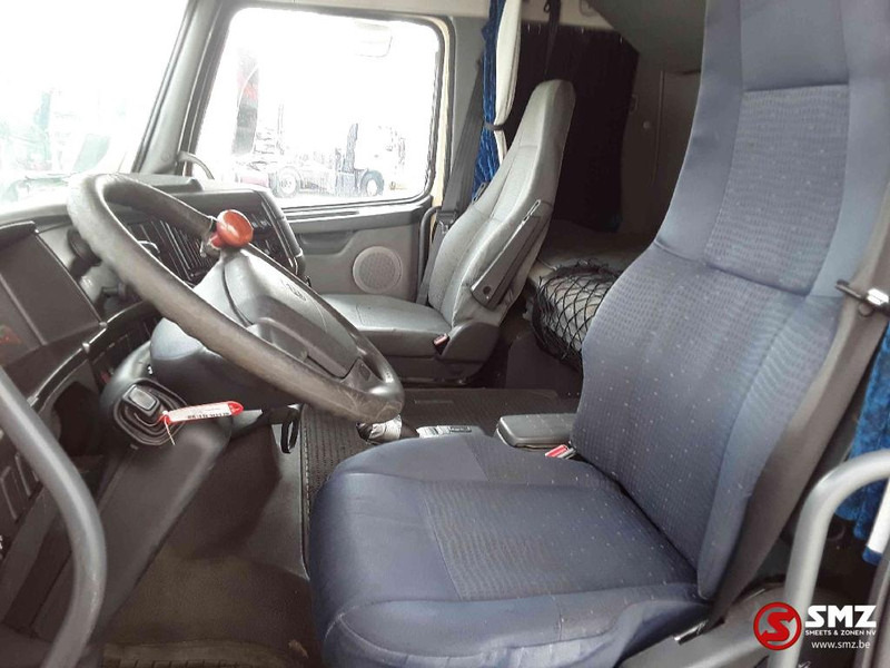 Interior photo 2: Vetopöytäauto Volvo FH 12 420 Globe Xl 780'km
