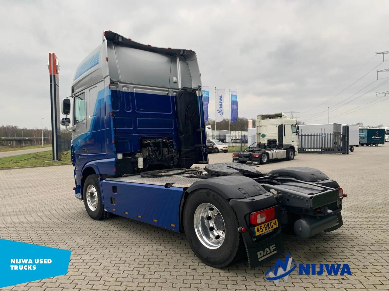 DAF XF 480 4X2 Schuifschotel + Hydrauliek - Vetopöytäauto: kuva DAF XF 480 4X2 Schuifschotel + Hydrauliek - Vetopöytäauto DAF XF 480 4X2 Schuifschotel + Hydrauliek - Vetopöytäauto: kuva DAF XF 480 4X2 Schuifschotel + Hydrauliek - Vetopöytäauto