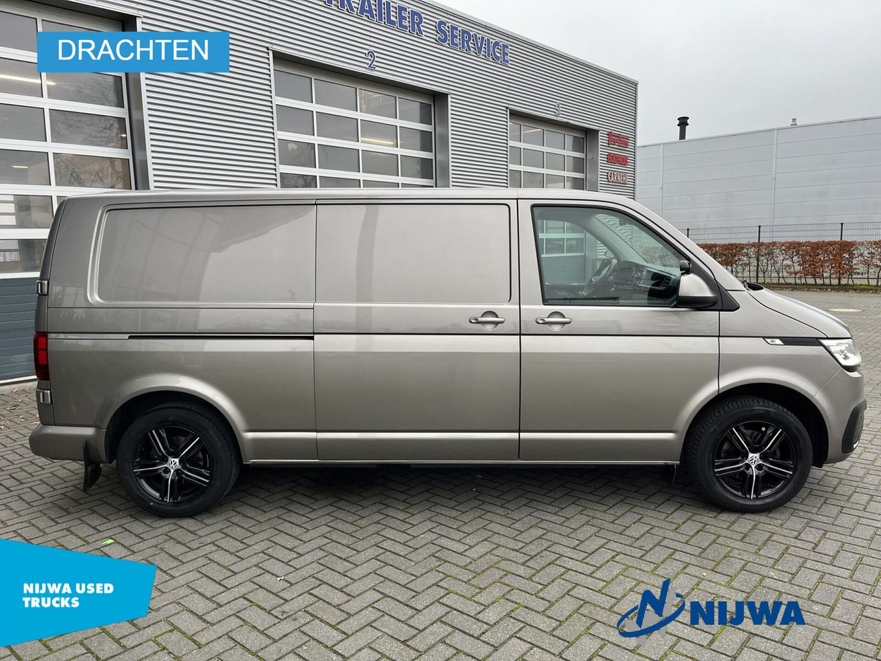 Volkswagen Transporter L2H1 Dubbele schuifdeur Kasten - Pieni pakettiauto: kuva Volkswagen Transporter L2H1 Dubbele schuifdeur Kasten - Pieni pakettiauto Volkswagen Transporter L2H1 Dubbele schuifdeur Kasten - Pieni pakettiauto: kuva Volkswagen Transporter L2H1 Dubbele schuifdeur Kasten - Pieni pakettiauto