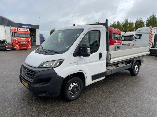 Fiat Ducato 250 - Pakettiauto: kuva Fiat Ducato 250 - Pakettiauto Fiat Ducato 250 - Pakettiauto: kuva Fiat Ducato 250 - Pakettiauto