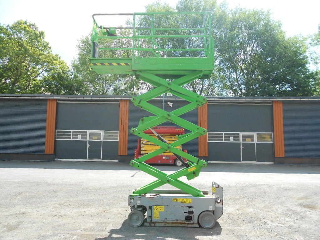 Genie GS 1932, Scherenarbeitsbühne Genie 8 m - Itsekulkevat henkilönostimet: kuva Genie GS 1932, Scherenarbeitsbühne Genie 8 m - Itsekulkevat henkilönostimet Genie GS 1932, Scherenarbeitsbühne Genie 8 m - Itsekulkevat henkilönostimet: kuva Genie GS 1932, Scherenarbeitsbühne Genie 8 m - Itsekulkevat henkilönostimet