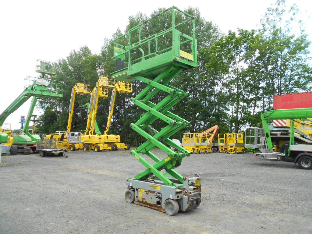 Genie GS 1932, Scherenarbeitsbühne Genie 8 m - Itsekulkevat henkilönostimet: kuva Genie GS 1932, Scherenarbeitsbühne Genie 8 m - Itsekulkevat henkilönostimet Genie GS 1932, Scherenarbeitsbühne Genie 8 m - Itsekulkevat henkilönostimet: kuva Genie GS 1932, Scherenarbeitsbühne Genie 8 m - Itsekulkevat henkilönostimet