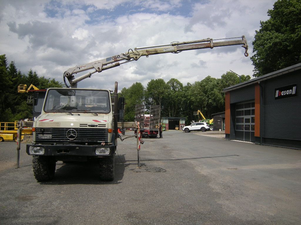 Mercedes-Benz Unimog U1250 mit Kran MKG 105 - Kippilava-auto: kuva  Mercedes-Benz Unimog U1250 mit Kran MKG 105 - Kippilava-auto Mercedes-Benz Unimog U1250 mit Kran MKG 105 - Kippilava-auto: kuva  Mercedes-Benz Unimog U1250 mit Kran MKG 105 - Kippilava-auto