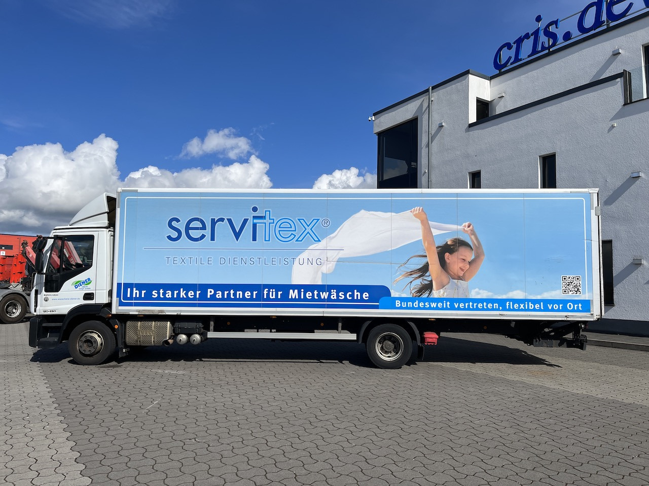 Iveco 120E25 Eurocargo 4x2 Koffer | Ladebordwand - Umpikori kuorma-auto: kuva Iveco 120E25 Eurocargo 4x2 Koffer | Ladebordwand - Umpikori kuorma-auto Iveco 120E25 Eurocargo 4x2 Koffer | Ladebordwand - Umpikori kuorma-auto: kuva Iveco 120E25 Eurocargo 4x2 Koffer | Ladebordwand - Umpikori kuorma-auto