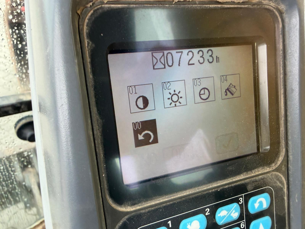 Komatsu PW 180 - 7 - Pyöräalustainen kaivinkone: kuva Komatsu PW 180 - 7 - Pyöräalustainen kaivinkone Komatsu PW 180 - 7 - Pyöräalustainen kaivinkone: kuva Komatsu PW 180 - 7 - Pyöräalustainen kaivinkone