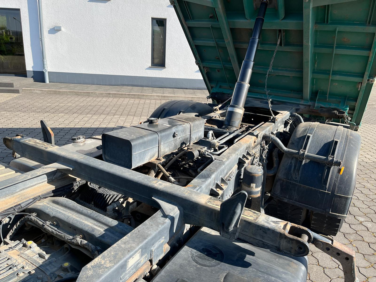 MAN TGS 18.460 4X4 H BL Kipper - Kippiauto kuorma-auto: kuva MAN TGS 18.460 4X4 H BL Kipper - Kippiauto kuorma-auto MAN TGS 18.460 4X4 H BL Kipper - Kippiauto kuorma-auto: kuva MAN TGS 18.460 4X4 H BL Kipper - Kippiauto kuorma-auto