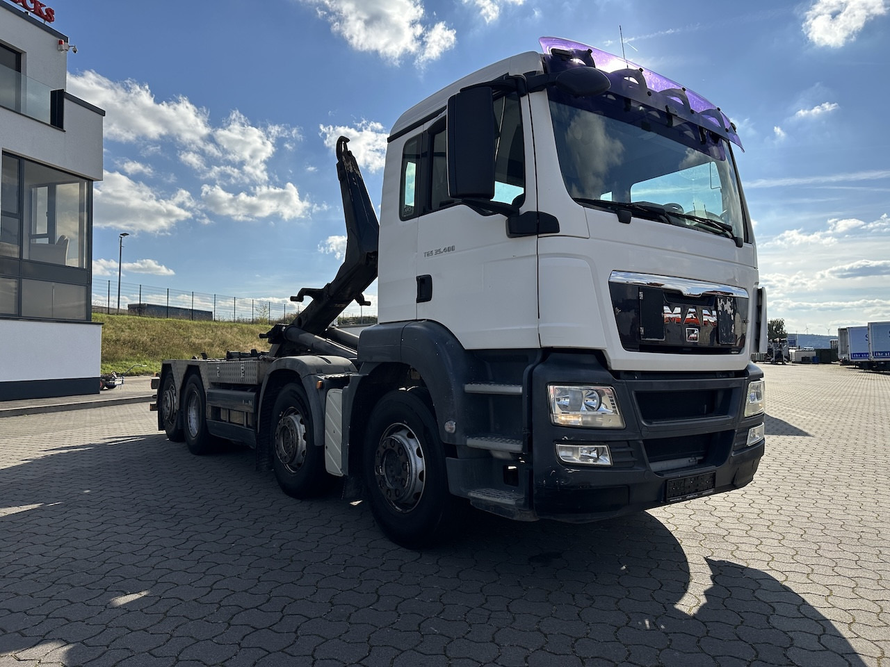 MAN TGS 35.400 8x2 Intarder Meiller Haken - Koukkulava kuorma-auto: kuva MAN TGS 35.400 8x2 Intarder Meiller Haken - Koukkulava kuorma-auto MAN TGS 35.400 8x2 Intarder Meiller Haken - Koukkulava kuorma-auto: kuva MAN TGS 35.400 8x2 Intarder Meiller Haken - Koukkulava kuorma-auto