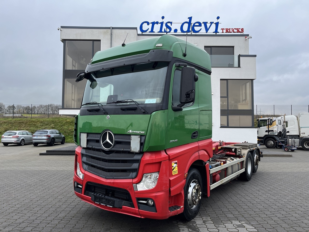 Mercedes-Benz Actros 2745 6x2 Gergen 21 70 Abrollkipper - Koukkulava kuorma-auto: kuva Mercedes-Benz Actros 2745 6x2 Gergen 21 70 Abrollkipper - Koukkulava kuorma-auto Mercedes-Benz Actros 2745 6x2 Gergen 21 70 Abrollkipper - Koukkulava kuorma-auto: kuva Mercedes-Benz Actros 2745 6x2 Gergen 21 70 Abrollkipper - Koukkulava kuorma-auto