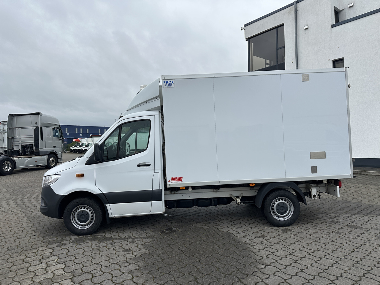 Mercedes-Benz Sprinter 317 CDI Thermoking -20 ATP Klima BT - Kylmäauto: kuva Mercedes-Benz Sprinter 317 CDI Thermoking -20 ATP Klima BT - Kylmäauto Mercedes-Benz Sprinter 317 CDI Thermoking -20 ATP Klima BT - Kylmäauto: kuva Mercedes-Benz Sprinter 317 CDI Thermoking -20 ATP Klima BT - Kylmäauto