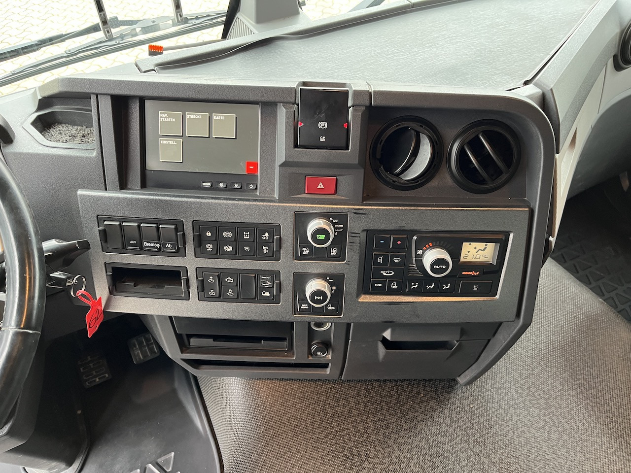 Renault C520 6x4 SZM Kipphydraulik Intakter - Kippiauto kuorma-auto: kuva Renault C520 6x4 SZM Kipphydraulik Intakter - Kippiauto kuorma-auto Renault C520 6x4 SZM Kipphydraulik Intakter - Kippiauto kuorma-auto: kuva Renault C520 6x4 SZM Kipphydraulik Intakter - Kippiauto kuorma-auto
