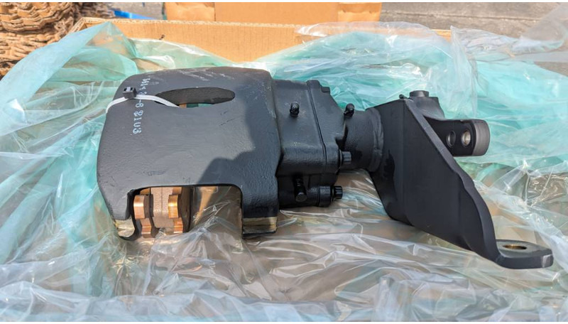 Komatsu HD605-5 BRAKE ASSY 561-34-62103 - Jarruosat - Rakennuskoneet: kuva Komatsu HD605-5 BRAKE ASSY 561-34-62103 - Jarruosat - Rakennuskoneet Komatsu HD605-5 BRAKE ASSY 561-34-62103 - Jarruosat - Rakennuskoneet: kuva Komatsu HD605-5 BRAKE ASSY 561-34-62103 - Jarruosat - Rakennuskoneet