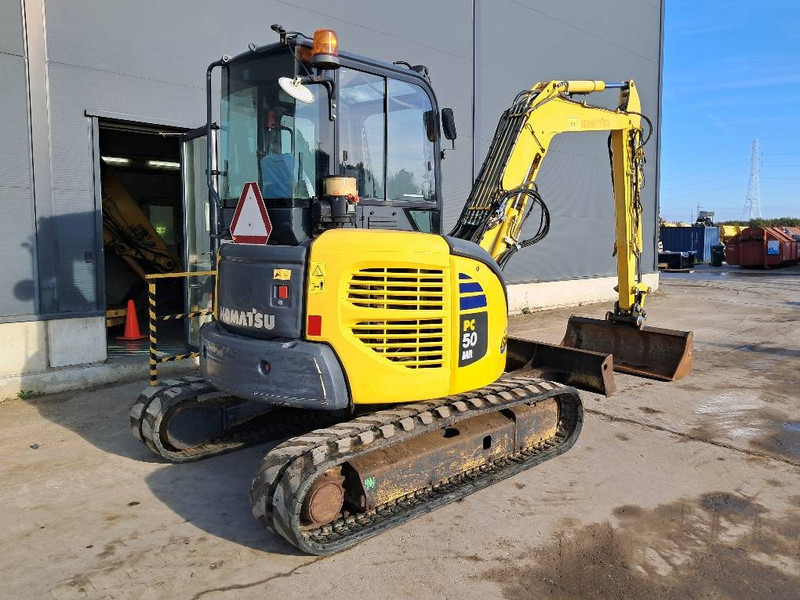 Komatsu PC50MR-2 - Minikuormaaja: kuva Komatsu PC50MR-2 - Minikuormaaja Komatsu PC50MR-2 - Minikuormaaja: kuva Komatsu PC50MR-2 - Minikuormaaja