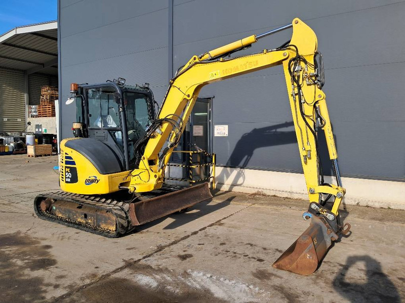 Komatsu PC50MR-2 - Minikuormaaja: kuva Komatsu PC50MR-2 - Minikuormaaja Komatsu PC50MR-2 - Minikuormaaja: kuva Komatsu PC50MR-2 - Minikuormaaja