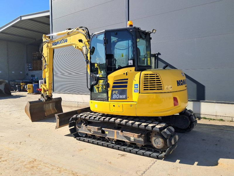 Komatsu PC80MR-5E0 - Minikuormaaja: kuva Komatsu PC80MR-5E0 - Minikuormaaja Komatsu PC80MR-5E0 - Minikuormaaja: kuva Komatsu PC80MR-5E0 - Minikuormaaja