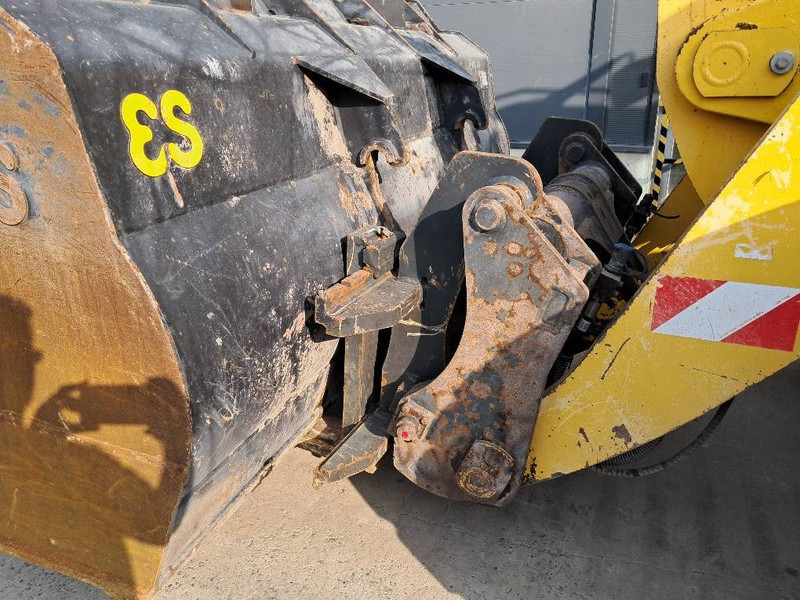 Pyöräkuormaaja Komatsu WA380-8E0: kuva Pyöräkuormaaja Komatsu WA380-8E0