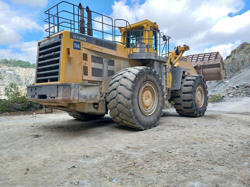 Komatsu WA800-3 - Pyöräkuormaaja: kuva Komatsu WA800-3 - Pyöräkuormaaja Komatsu WA800-3 - Pyöräkuormaaja: kuva Komatsu WA800-3 - Pyöräkuormaaja