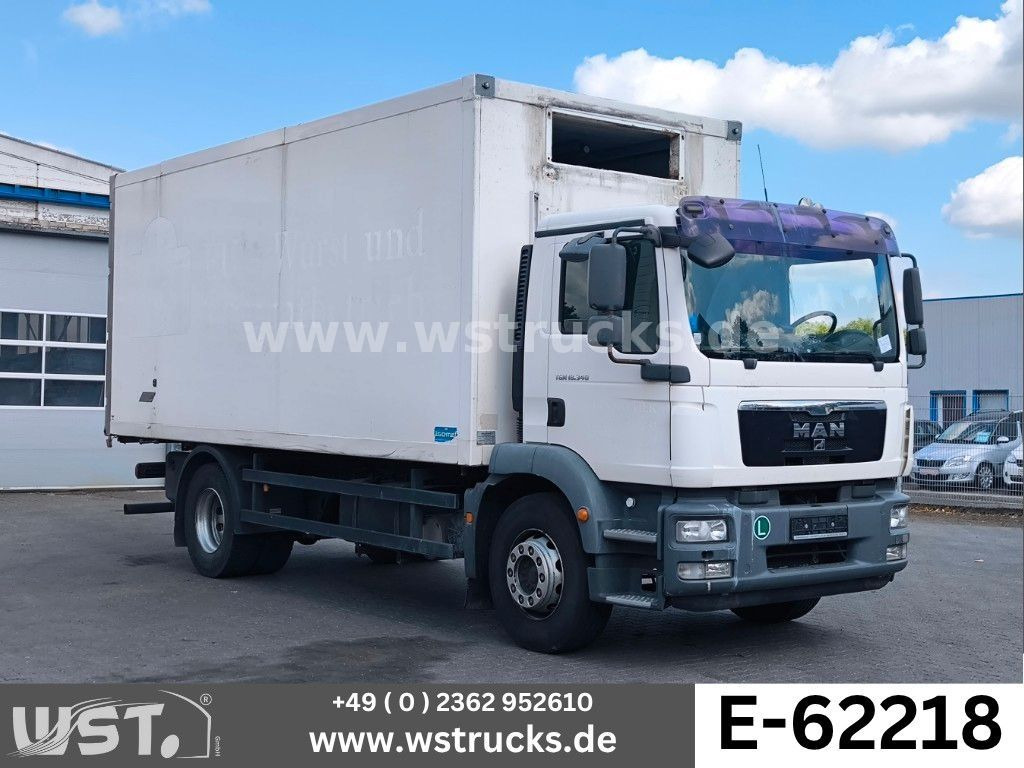 MAN 18.340 Isomet Rohrbahn ( ohne Kühlmaschine ) - Refrigeraattori kuorma-auto: kuva MAN 18.340 Isomet Rohrbahn ( ohne Kühlmaschine ) - Refrigeraattori kuorma-auto MAN 18.340 Isomet Rohrbahn ( ohne Kühlmaschine ) - Refrigeraattori kuorma-auto: kuva MAN 18.340 Isomet Rohrbahn ( ohne Kühlmaschine ) - Refrigeraattori kuorma-auto