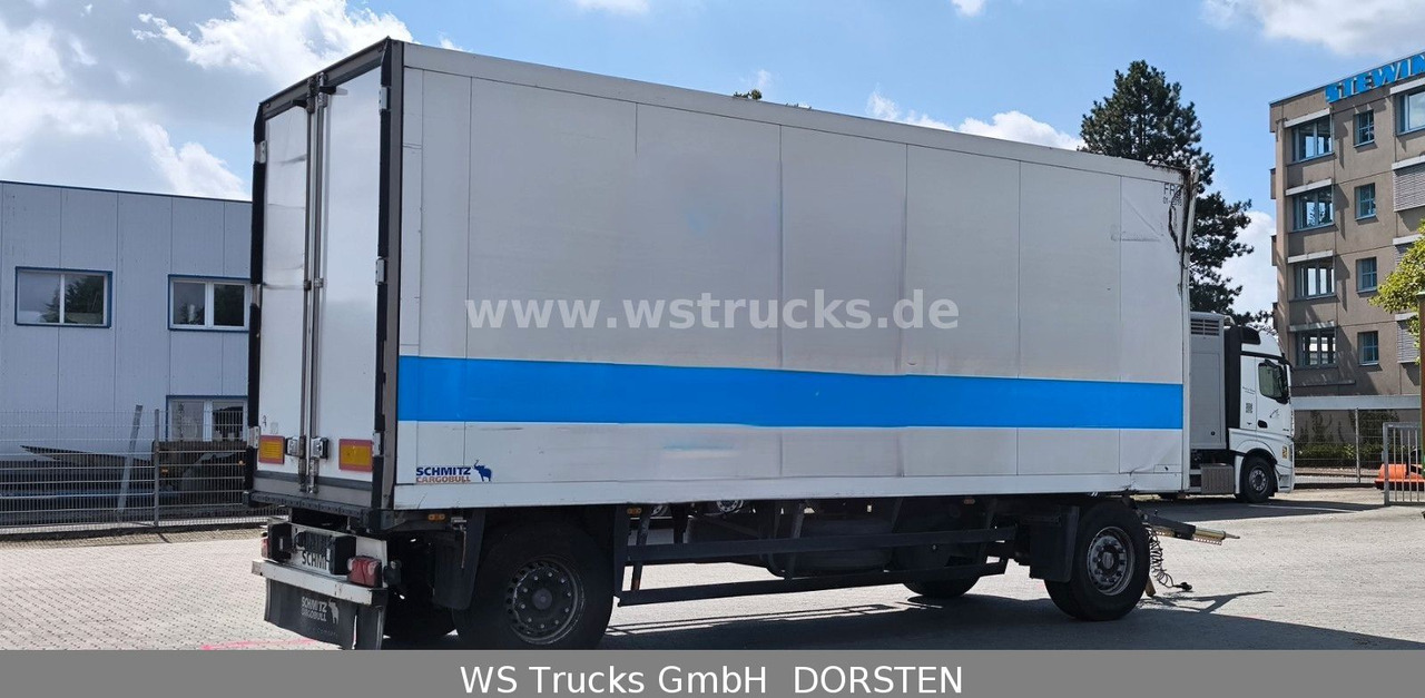 Schmitz Cargobull KO18 Maxima 1000 Rohrbahn Fleisch - Refrigeraattori perävaunu: kuva Schmitz Cargobull KO18 Maxima 1000 Rohrbahn Fleisch - Refrigeraattori perävaunu Schmitz Cargobull KO18 Maxima 1000 Rohrbahn Fleisch - Refrigeraattori perävaunu: kuva Schmitz Cargobull KO18 Maxima 1000 Rohrbahn Fleisch - Refrigeraattori perävaunu