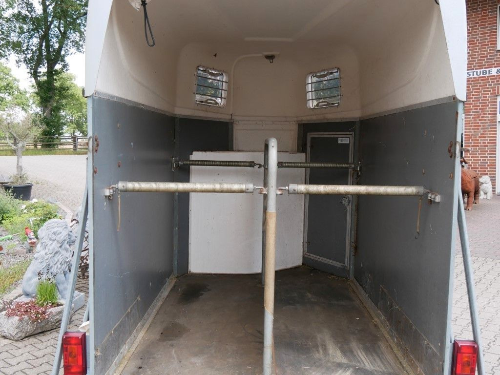 Westeria 2 Pferde - Hevostraileri: kuva Westeria 2 Pferde - Hevostraileri Westeria 2 Pferde - Hevostraileri: kuva Westeria 2 Pferde - Hevostraileri