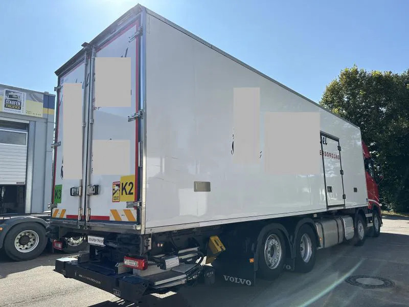 Volvo FH 16.550 XL 8x2 Tief Kühlkoffer ThermoKing LBW - Kuorma-auto: kuva Volvo FH 16.550 XL 8x2 Tief Kühlkoffer ThermoKing LBW - Kuorma-auto Volvo FH 16.550 XL 8x2 Tief Kühlkoffer ThermoKing LBW - Kuorma-auto: kuva Volvo FH 16.550 XL 8x2 Tief Kühlkoffer ThermoKing LBW - Kuorma-auto
