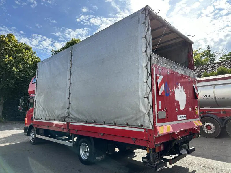 MAN TGL 8.180 FBL Plane langes Haus Topsleeper Klima - Pressukapelli tavara-auto: kuva MAN TGL 8.180 FBL Plane langes Haus Topsleeper Klima - Pressukapelli tavara-auto MAN TGL 8.180 FBL Plane langes Haus Topsleeper Klima - Pressukapelli tavara-auto: kuva MAN TGL 8.180 FBL Plane langes Haus Topsleeper Klima - Pressukapelli tavara-auto