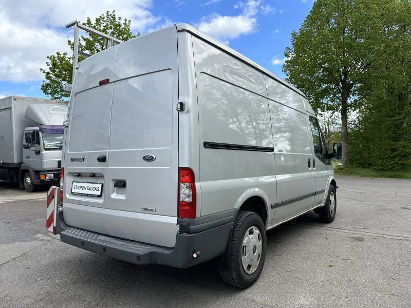 Ford Transit 2.5 TDI KA Hoch HEGLA GLAS Luftfederung - Tavara-auto: kuva Ford Transit 2.5 TDI KA Hoch HEGLA GLAS Luftfederung - Tavara-auto Ford Transit 2.5 TDI KA Hoch HEGLA GLAS Luftfederung - Tavara-auto: kuva Ford Transit 2.5 TDI KA Hoch HEGLA GLAS Luftfederung - Tavara-auto