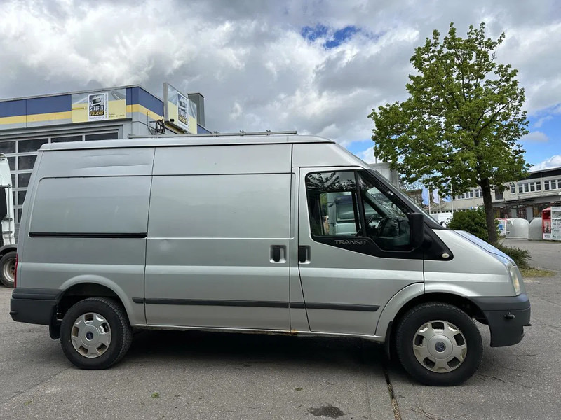 Ford Transit 2.5 TDI KA Hoch HEGLA GLAS Luftfederung - Tavara-auto: kuva Ford Transit 2.5 TDI KA Hoch HEGLA GLAS Luftfederung - Tavara-auto Ford Transit 2.5 TDI KA Hoch HEGLA GLAS Luftfederung - Tavara-auto: kuva Ford Transit 2.5 TDI KA Hoch HEGLA GLAS Luftfederung - Tavara-auto