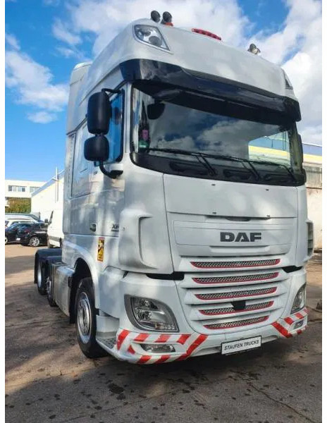 DAF XF 106.510 FT 6x2/4 SSC 3-Achser MEGA E6 - Vetopöytäauto: kuva DAF XF 106.510 FT 6x2/4 SSC 3-Achser MEGA E6 - Vetopöytäauto DAF XF 106.510 FT 6x2/4 SSC 3-Achser MEGA E6 - Vetopöytäauto: kuva DAF XF 106.510 FT 6x2/4 SSC 3-Achser MEGA E6 - Vetopöytäauto