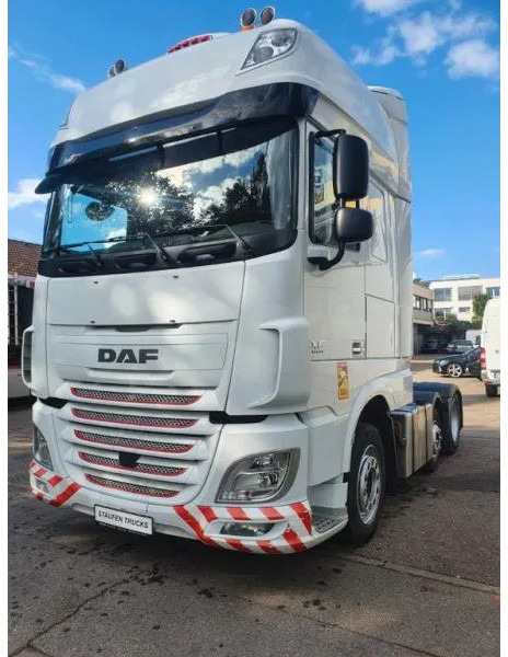 DAF XF 106.510 FT 6x2/4 SSC 3-Achser MEGA E6 - Vetopöytäauto: kuva DAF XF 106.510 FT 6x2/4 SSC 3-Achser MEGA E6 - Vetopöytäauto DAF XF 106.510 FT 6x2/4 SSC 3-Achser MEGA E6 - Vetopöytäauto: kuva DAF XF 106.510 FT 6x2/4 SSC 3-Achser MEGA E6 - Vetopöytäauto