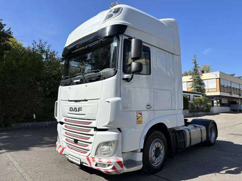 DAF XF 106.510 SSC MEGA Intarder ACC 2x Tank - Vetopöytäauto: kuva DAF XF 106.510 SSC MEGA Intarder ACC 2x Tank - Vetopöytäauto DAF XF 106.510 SSC MEGA Intarder ACC 2x Tank - Vetopöytäauto: kuva DAF XF 106.510 SSC MEGA Intarder ACC 2x Tank - Vetopöytäauto